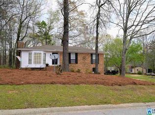 6242 Stewart Rd, Leeds, AL 35094