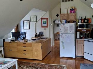 245 Sugartown Rd, Devon, PA 19333