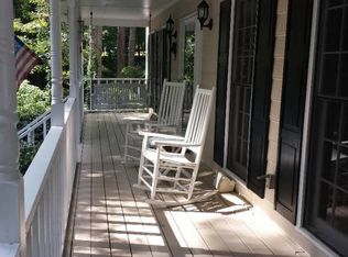 31 Brookcrest Dr, Marietta, GA 30068