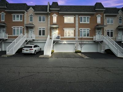 10 Alexander Court, Nanuet, NY, 10954