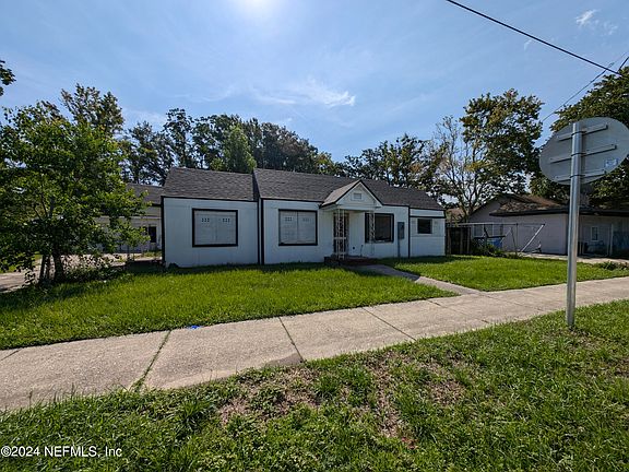 3rd image of 53 LANE Avenue S