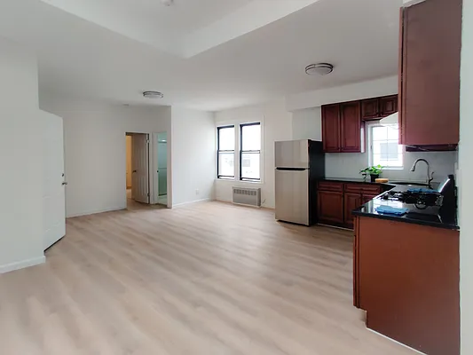 Rented by Remax Edge | media 6