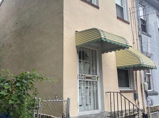 5842 Morton St, Philadelphia, PA 19144