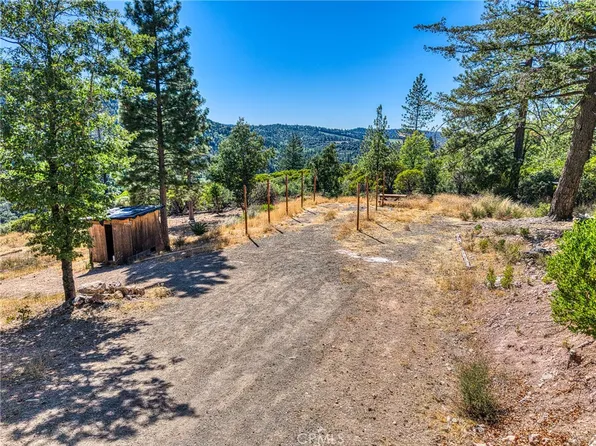 9489 Diamond Dust Trl, Kelseyville, CA 95451