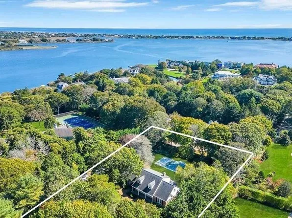 507 Main Street, Westhampton Beach, NY 11978