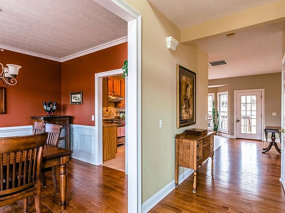 4th image of 3220 Baybrook Dr