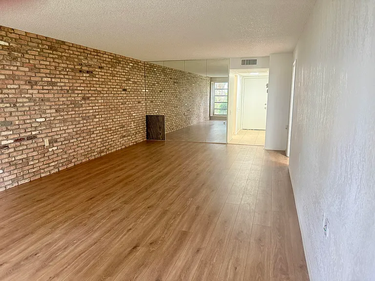 4602 Martinique Way #A1 — Photo 11