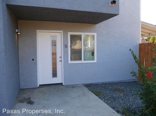 384 Pala Vista Dr APT 5, Vista, CA 92083