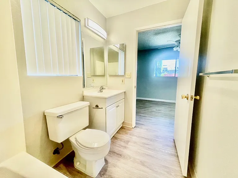 1354 Reed Ave #1 — Photo 17
