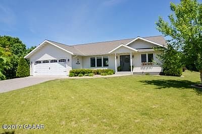 1st image of 115 Sumac Dr