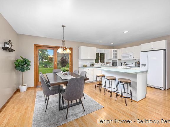 4th image of 2309 Birnam Woods Dr NE