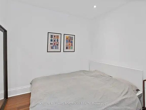3rd image of 28 Tiverton Ave #1A