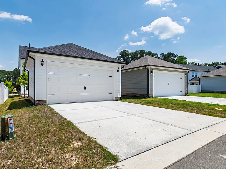 801 Portland Rose Dr — Photo 35