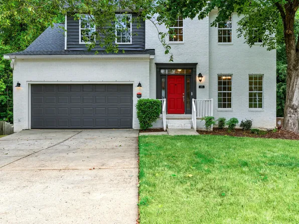 217 Tecumseh Ct, Raleigh, NC 27513