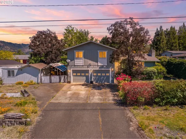 125 Susan St, Myrtle Creek, OR 97457