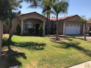 8608 Fuentes St, Bakersfield, CA 93313