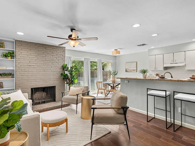 12314 Double Tree Ln — Photo 11
