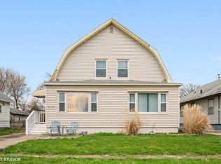 2908 E Walnut St, Des Moines, IA 50317