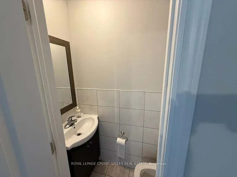 116 Taysham Cres — Photo 12