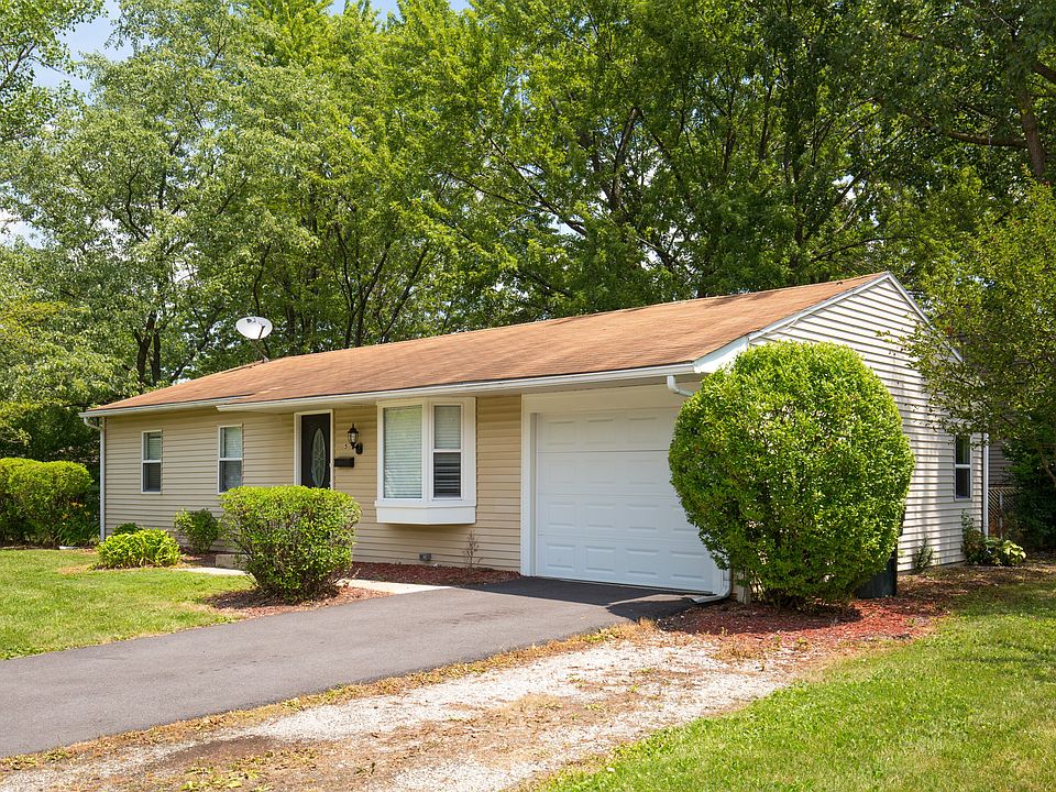 2nd image of 5 N Cedar Ln