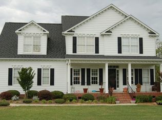 102 Caledonia Ln, Clayton, NC 27520