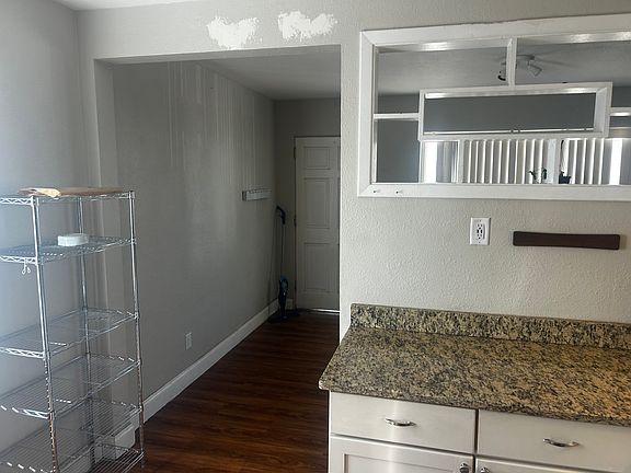 3rd image of 3108 9th St N APT 6