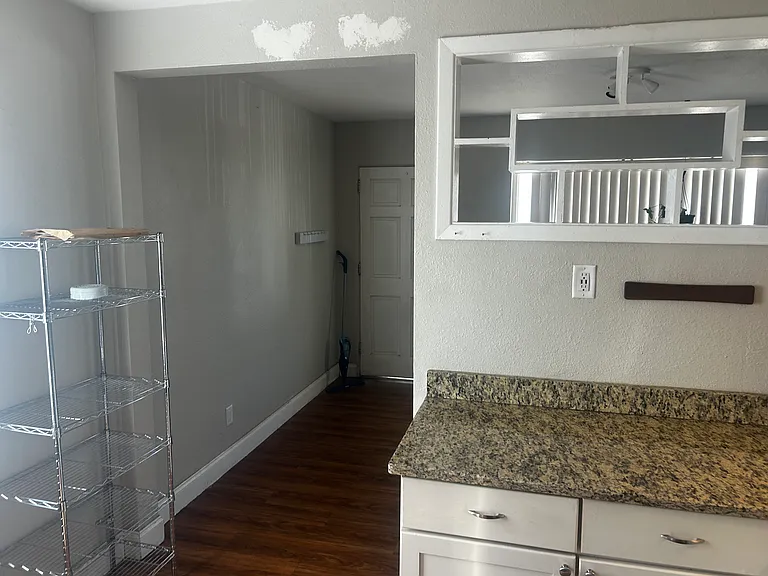 3108 Dr Martin Luther King Jr St N #6 — Photo 3