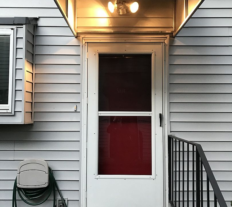 1st image of 37 146th Ave SE #D3