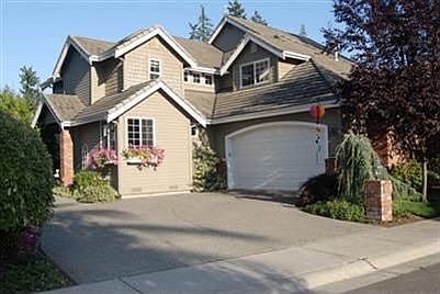1st image of 15730 Country Club Dr