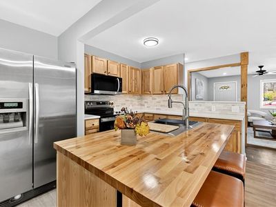 7409 E 51st St, Kansas City, MO, 64129
