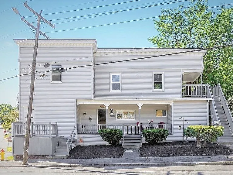 184 Laurel St #2 — Photo 1