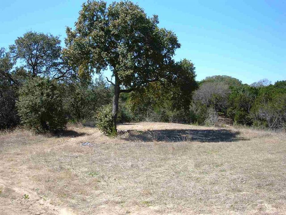 2nd image of 305 Parker Ln