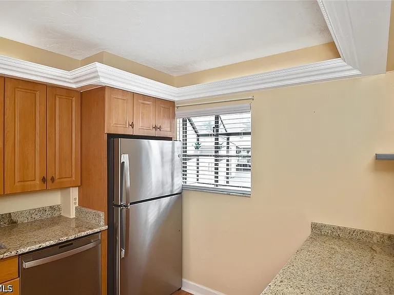 4295 Island Cir #2 — Photo 20
