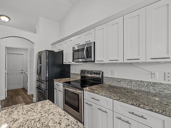 5th image of 6166 NW East Deville Circle