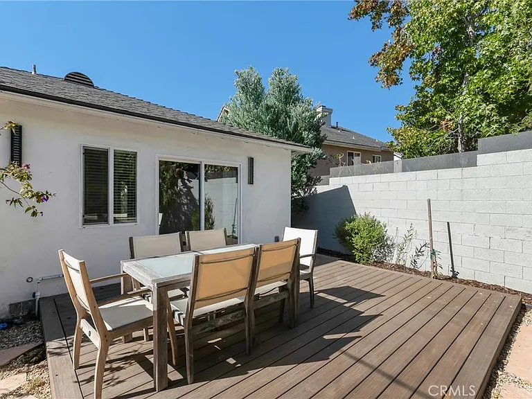 7841 W 83rd St — Photo 49