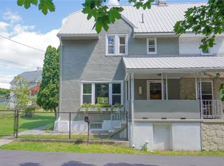 216 Oak St, Kaska, PA 17959