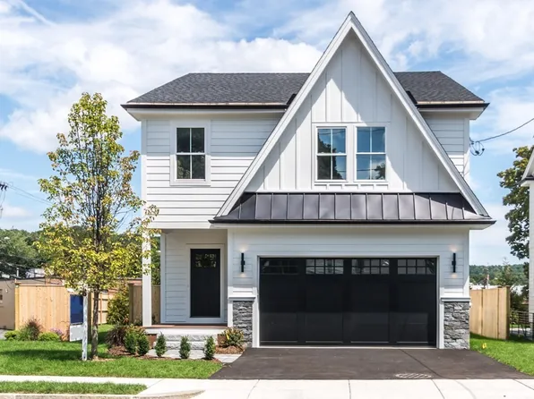 65 Beaver St, Waltham, MA 02453