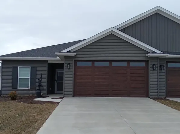 343 E Donahue St, Eldridge, IA 52748