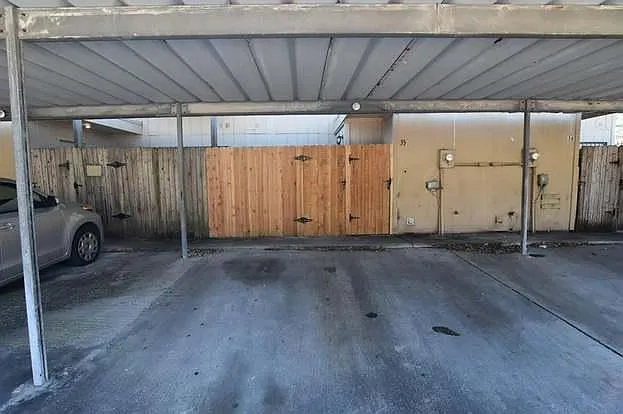 10600 S Gessner Dr #24 — Photo 5