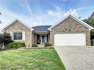 7816 Appleview Ln, Louisville, KY