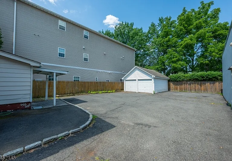 106 Broughton Ave #1 — Photo 24