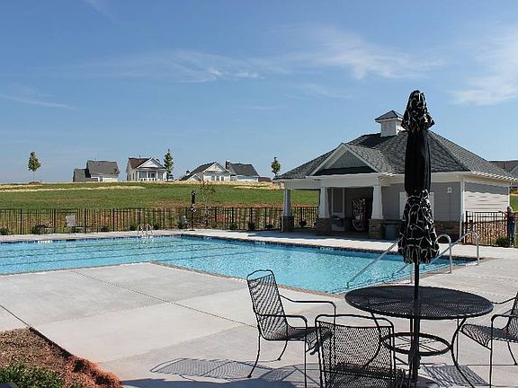 5th image of 24518 Blue Heron Cir