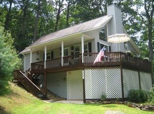 304 Acorn Ln, Blairsville, GA 30512
