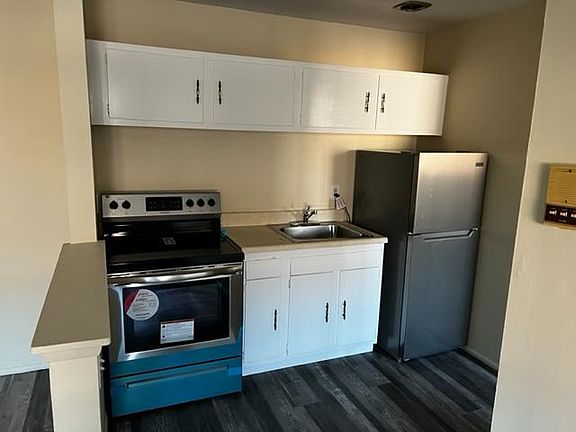 3rd image of 11824 Madison Ave APT 12