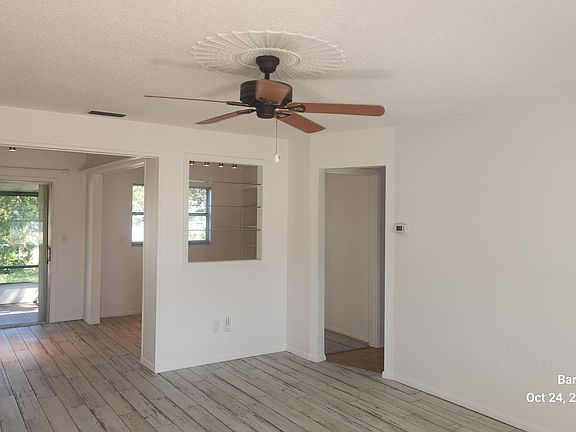 2nd image of 1759 Valencia Ave