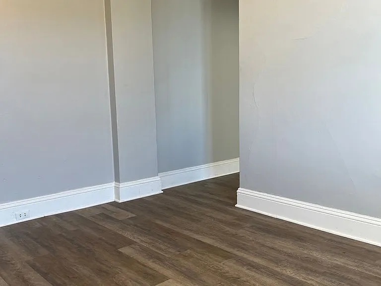 115 N 3rd St — Photo 10