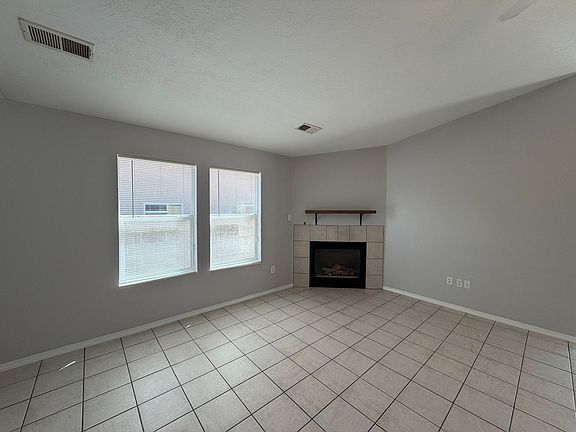 5th image of 10601 Rio Del Sole Ct NW