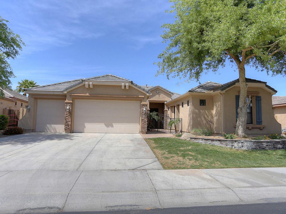 1st image of 15418 W Sells Dr