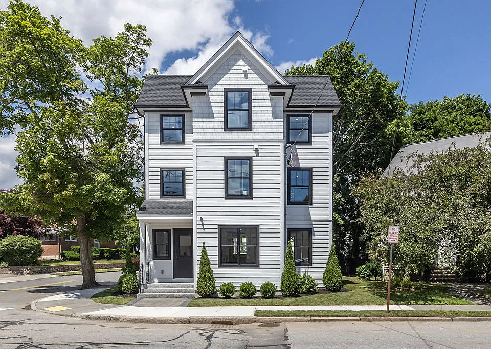 43 Crafts St