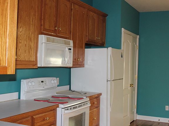 3rd image of 117 Karakal Dr